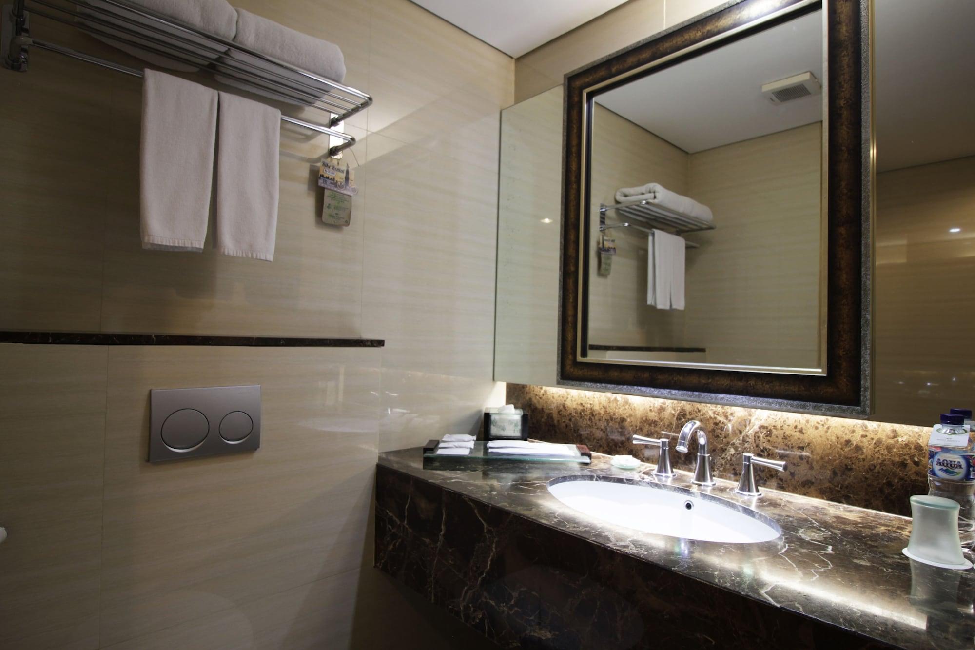 Hotel Santika Premiere Jogja Jogjakarta Buitenkant foto