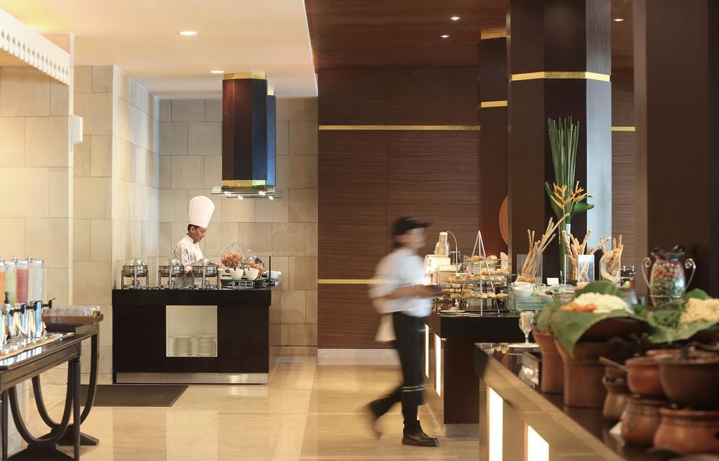 Hotel Santika Premiere Jogja Jogjakarta Buitenkant foto